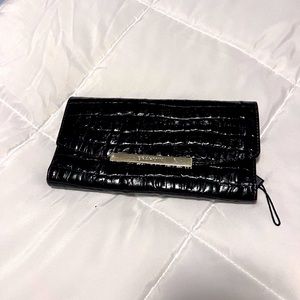 Brahmin wallet